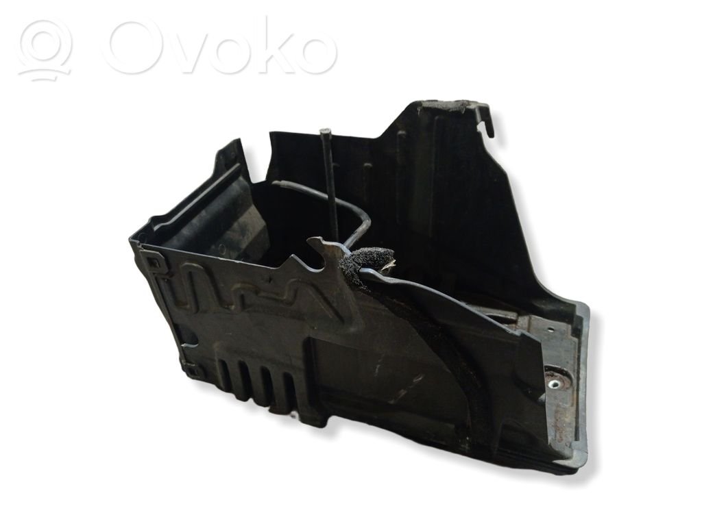 Volvo XC60 Vassoio scatola della batteria 