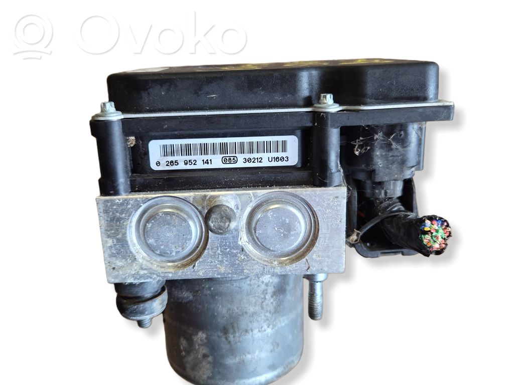 Peugeot 3008 I ABS Pump 