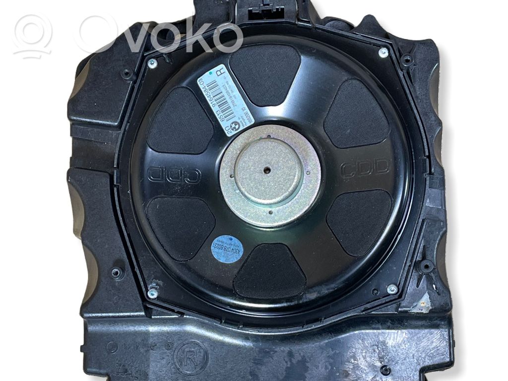 BMW 5 GT F07 Subwoofer 