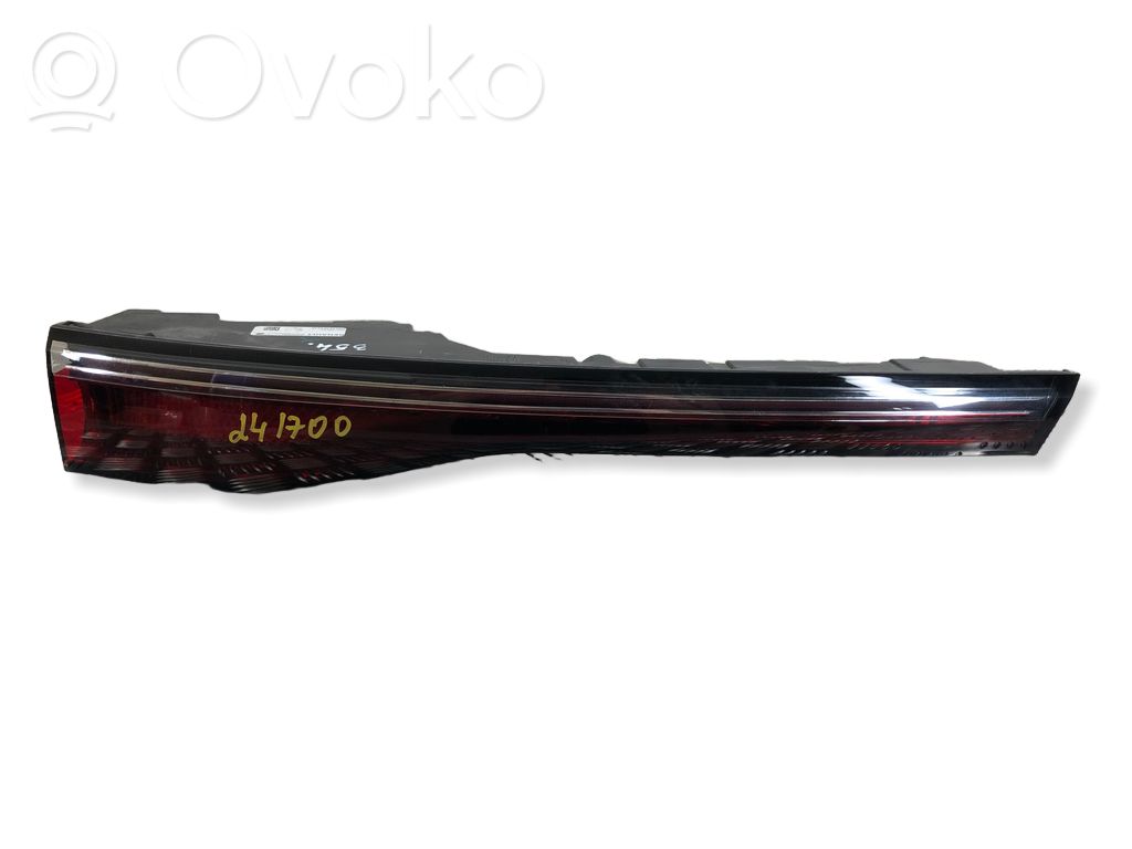 Renault Megane E-Tech Tailgate rear/tail lights 