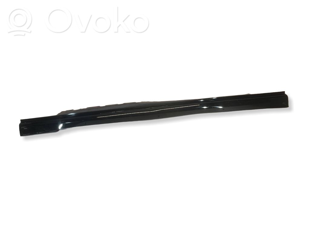 BMW 7 G70 Moldura del faldón lateral 