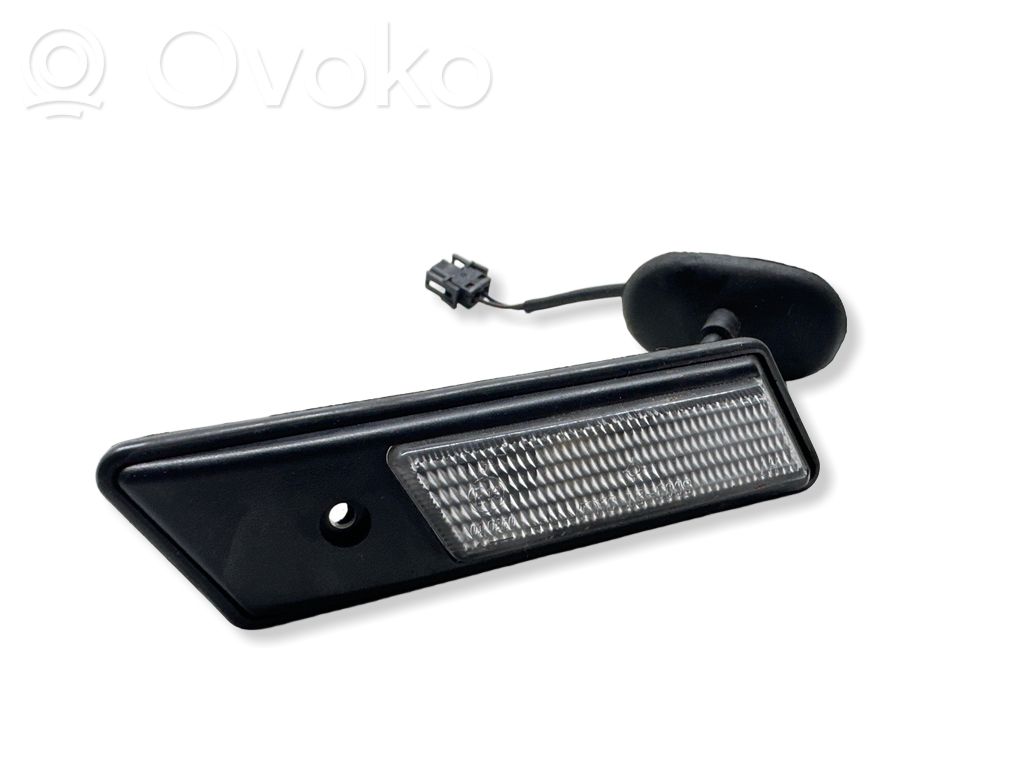 BMW 5 E34 Front fender indicator light 