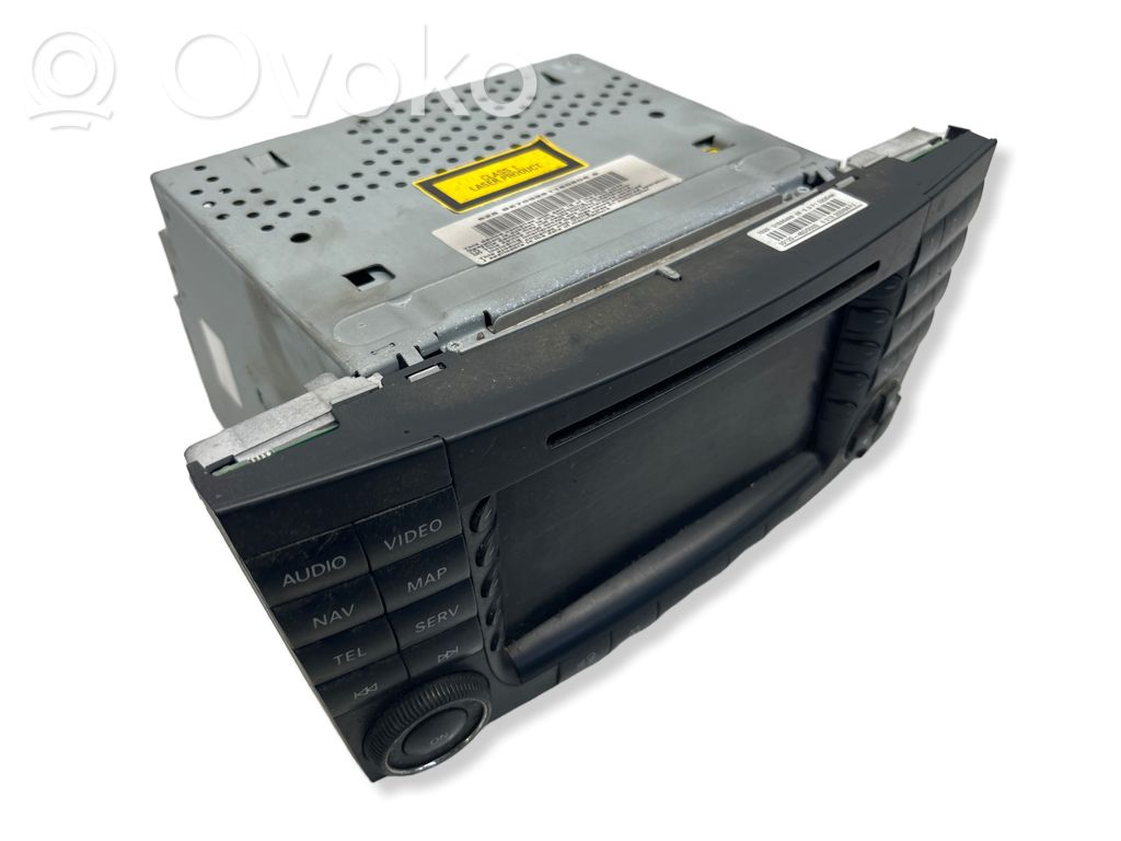 Mercedes-Benz E W211 Panel / Radioodtwarzacz CD/DVD/GPS 