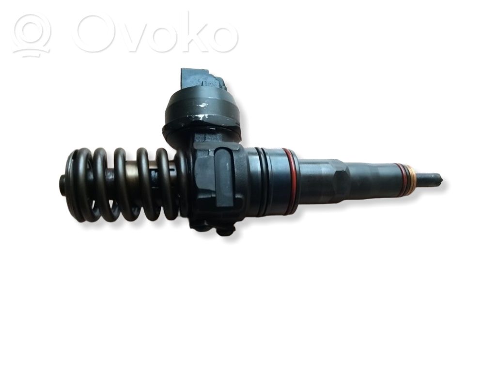 Inyector de combustible   0445110327,038130073AJ