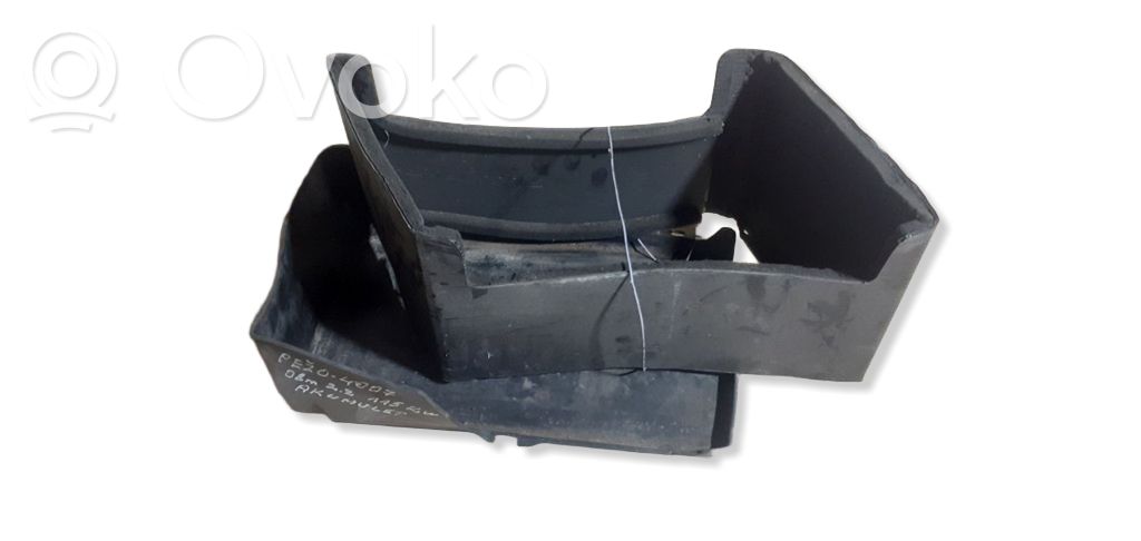 Peugeot 4007 Battery tray 