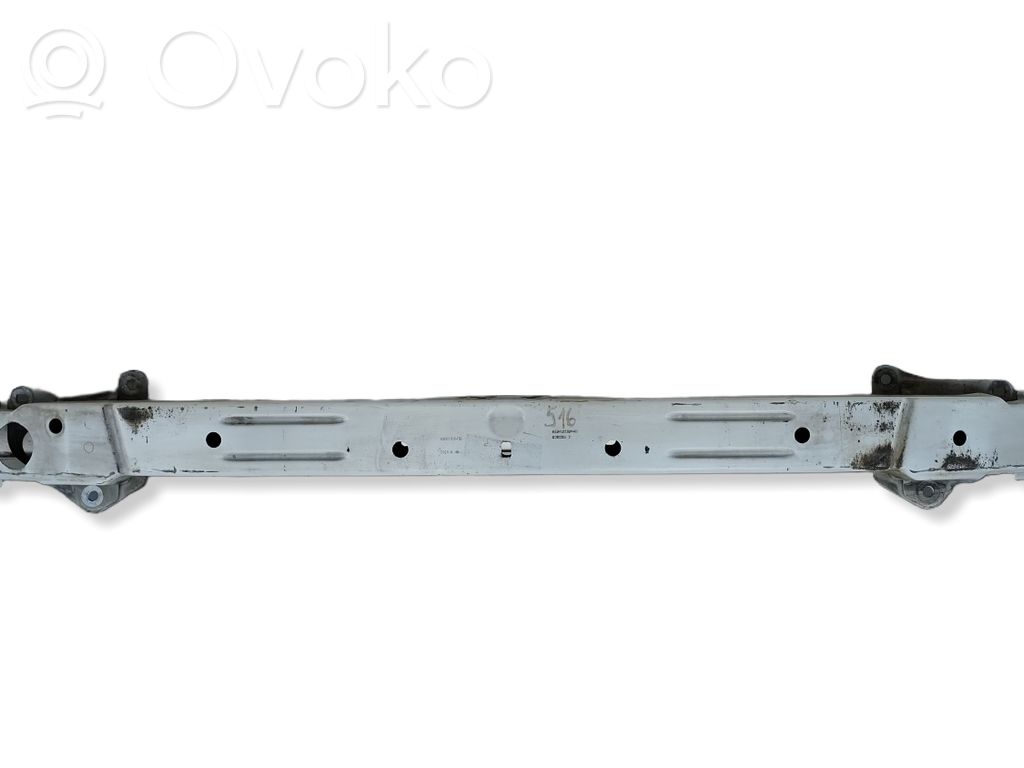 Nissan Interstar Priekšpusē bampera sija / balka 