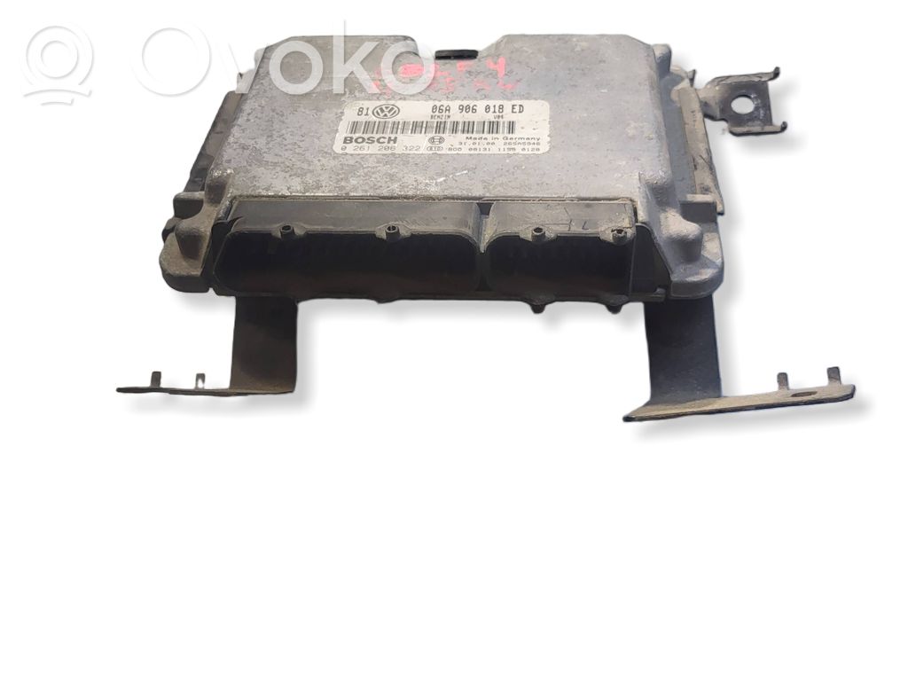 Volkswagen Golf IV Engine control unit/module 
