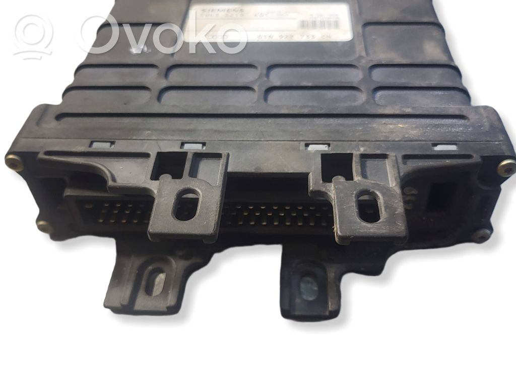 Volkswagen PASSAT B5 Engine control unit/module 
