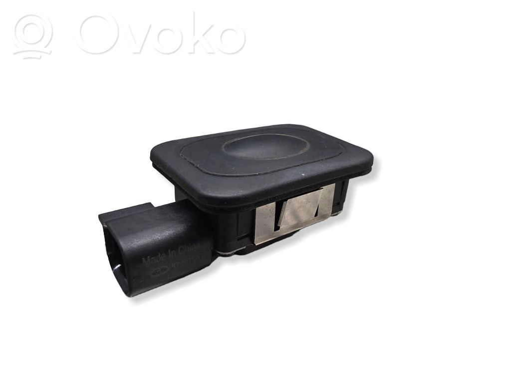 Jaguar XF X260 Tailgate opening switch 