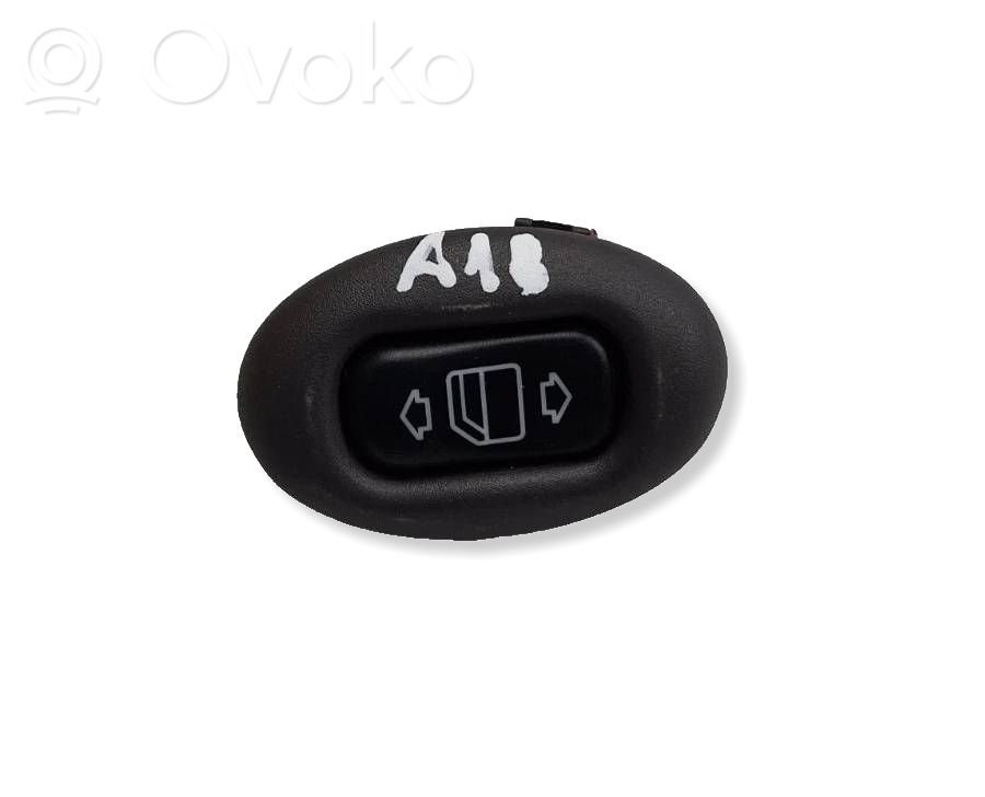 Mercedes-Benz E W210 Electric window control switch 