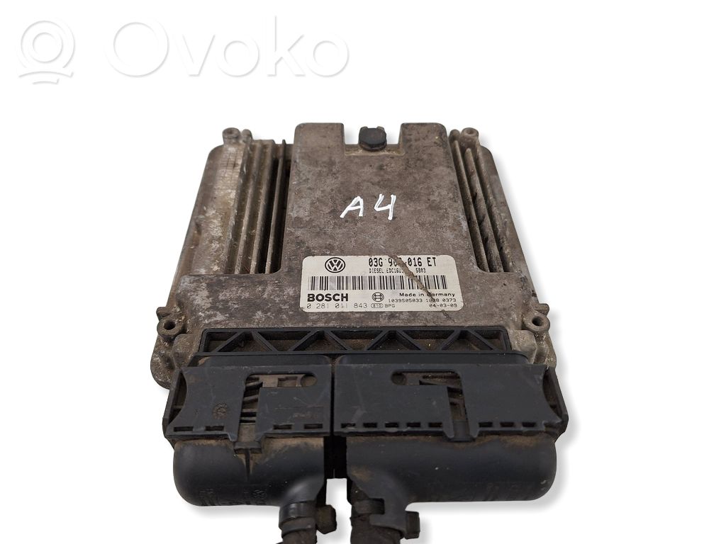 Volkswagen PASSAT B6 Engine control unit/module 