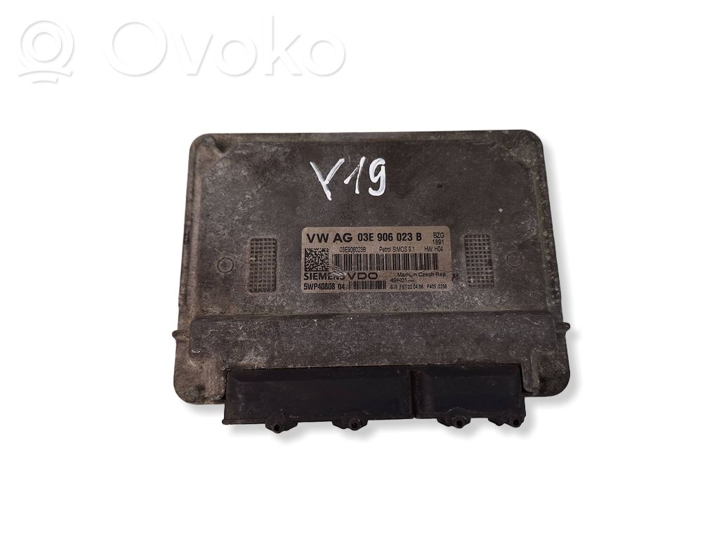 Skoda Fabia Mk1 (6Y) Engine control unit/module 