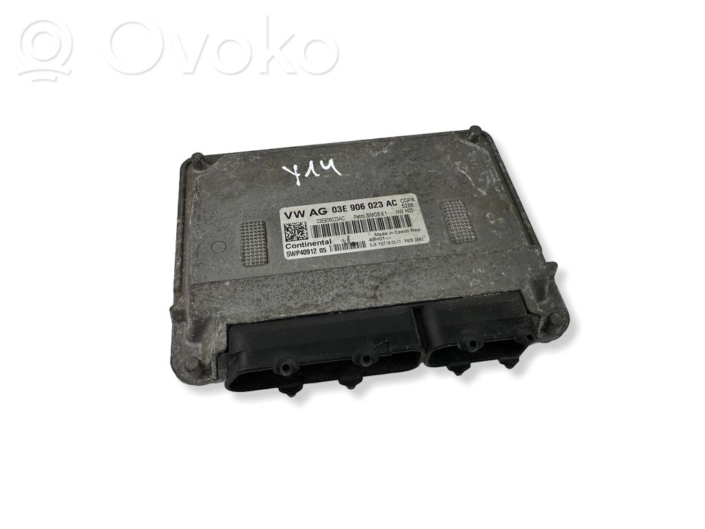 Volkswagen Polo V 6R Engine control unit/module 