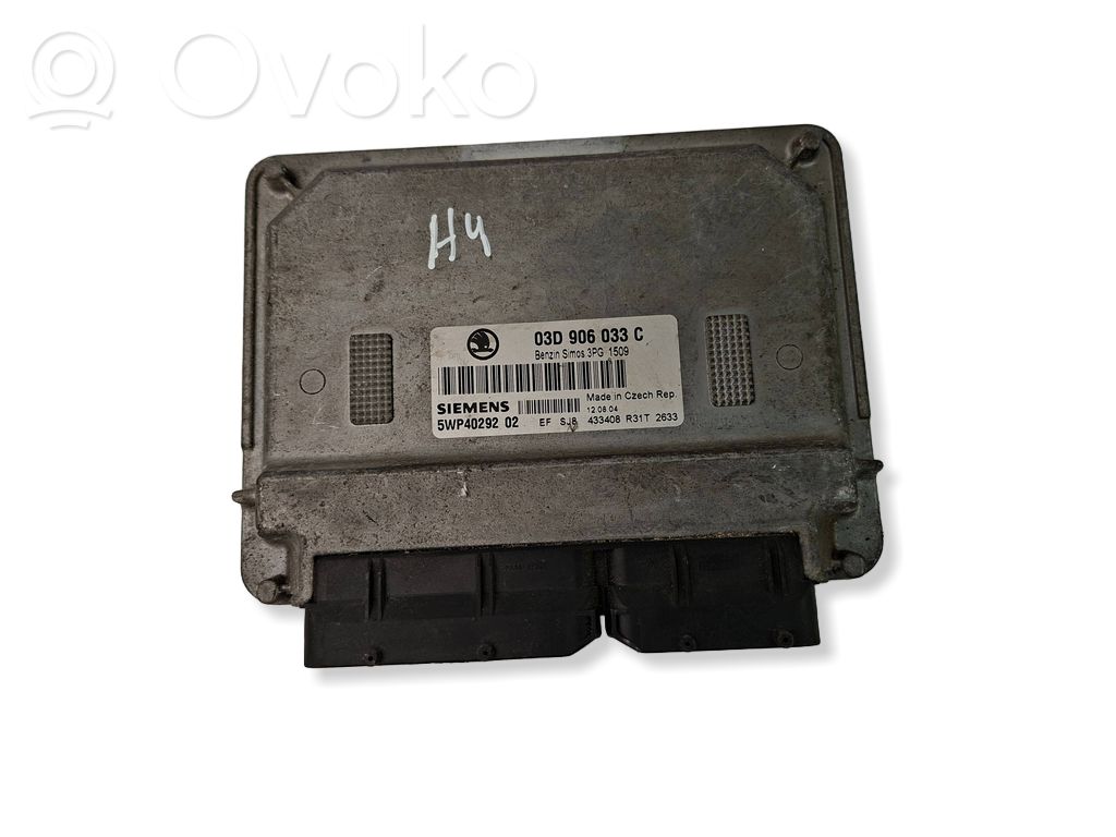 Skoda Fabia Mk2 (5J) Engine control unit/module 