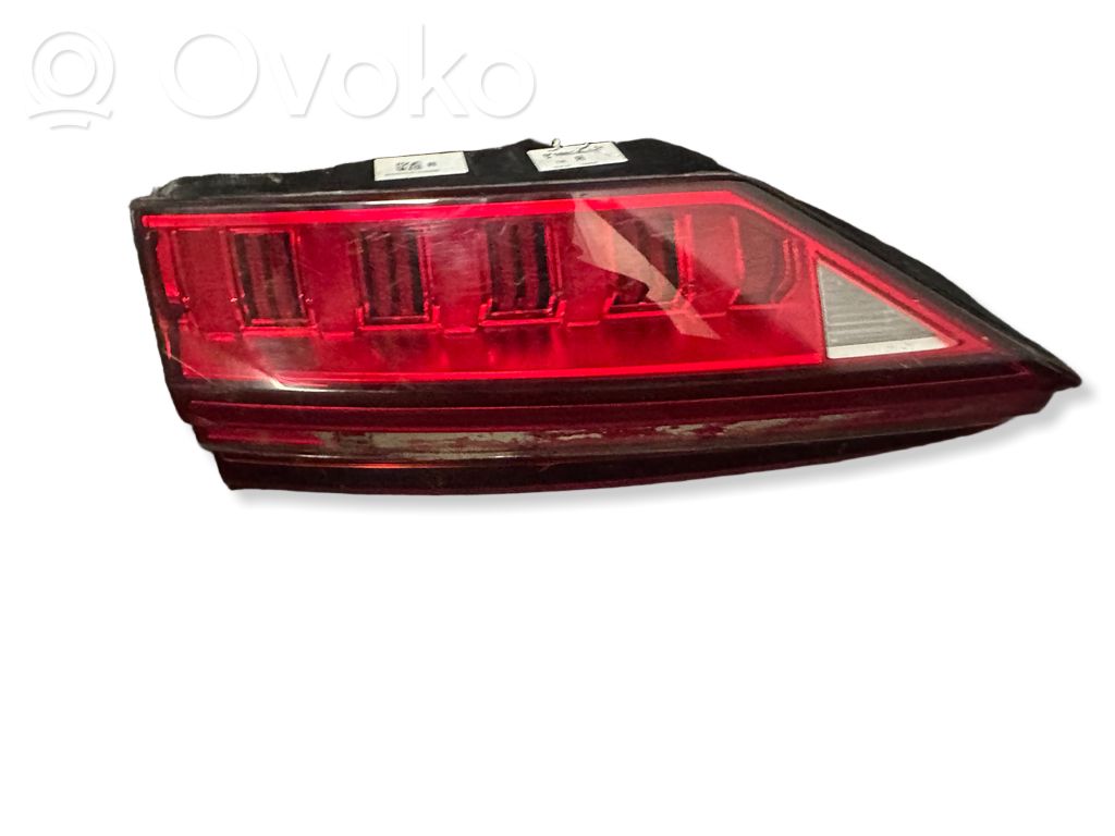Audi A6 S6 C8 4K Lampă spate în caroserie 
