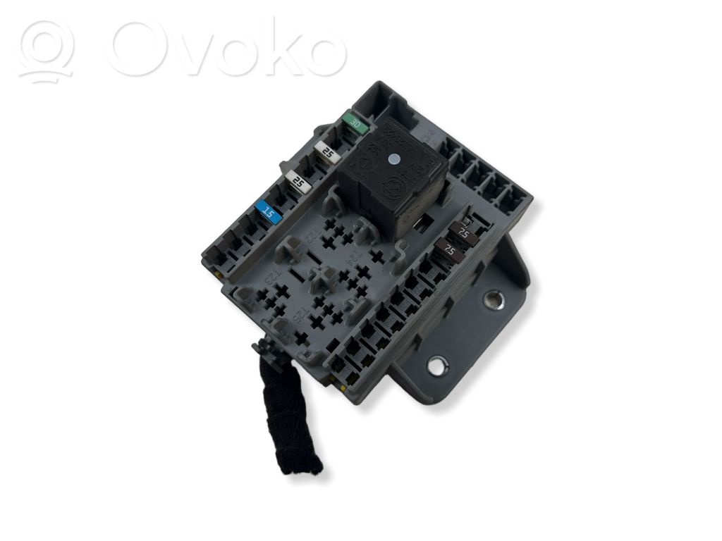Alfa Romeo 159 Fuse module 