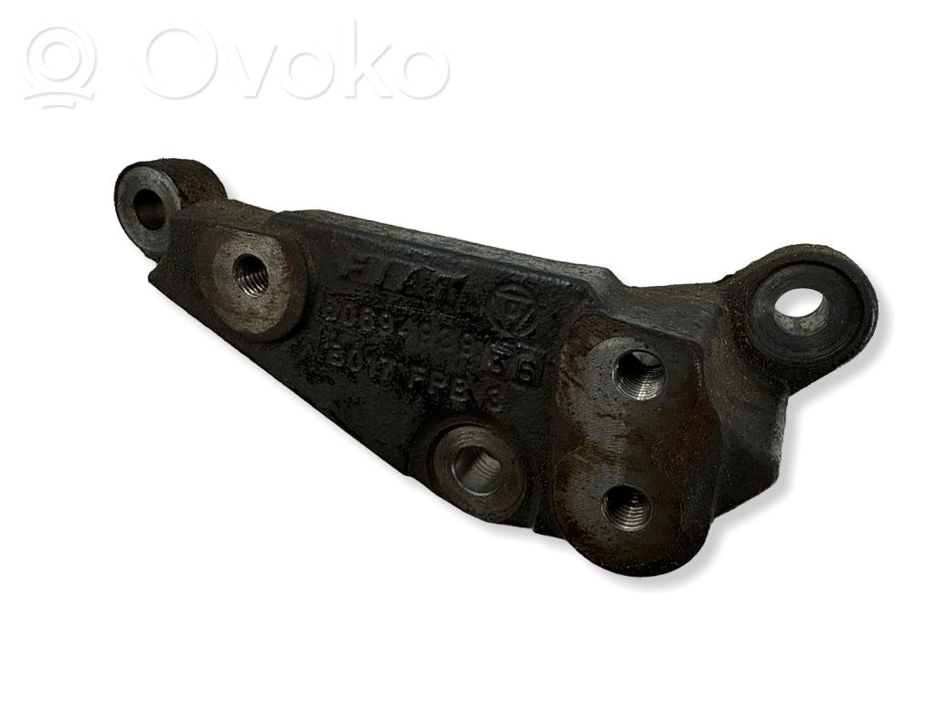 Engine mounting bracket   B017,606949339