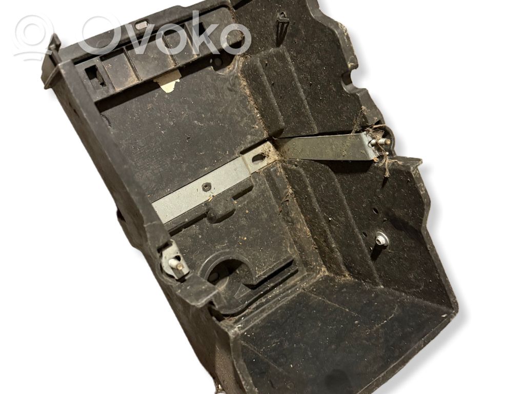 Ford Focus Battery box tray 