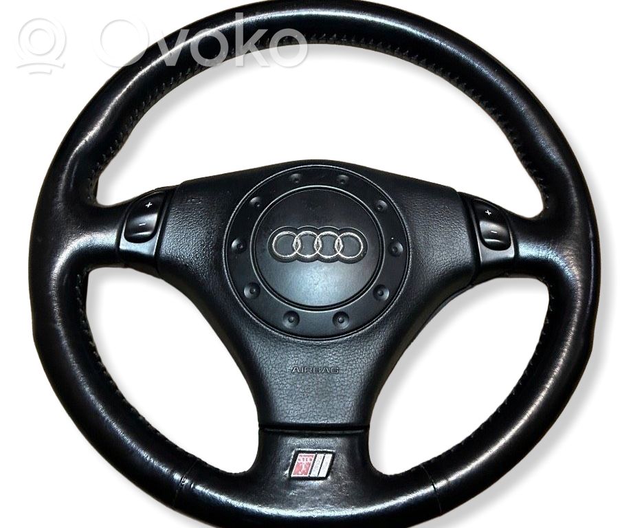 Audi A6 S6 C5 4B Ohjauspyörä 