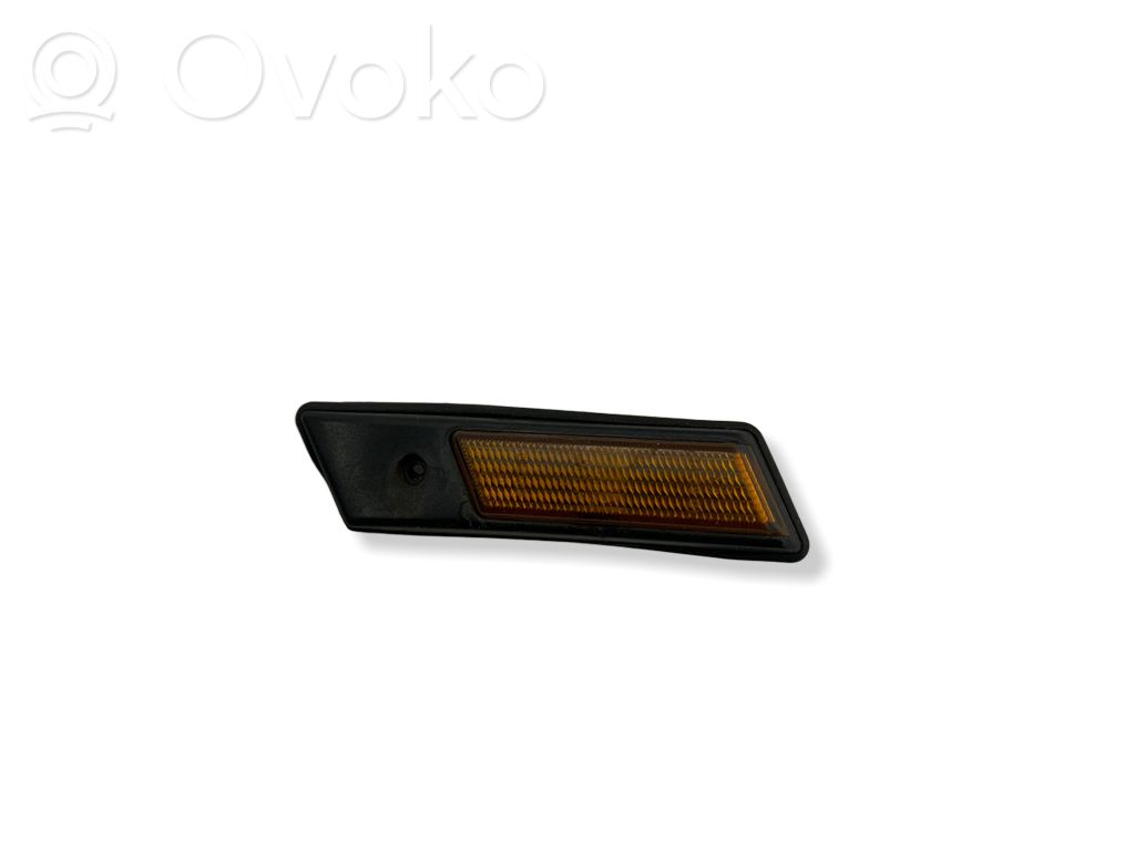 BMW 3 E36 Front fender indicator light 
