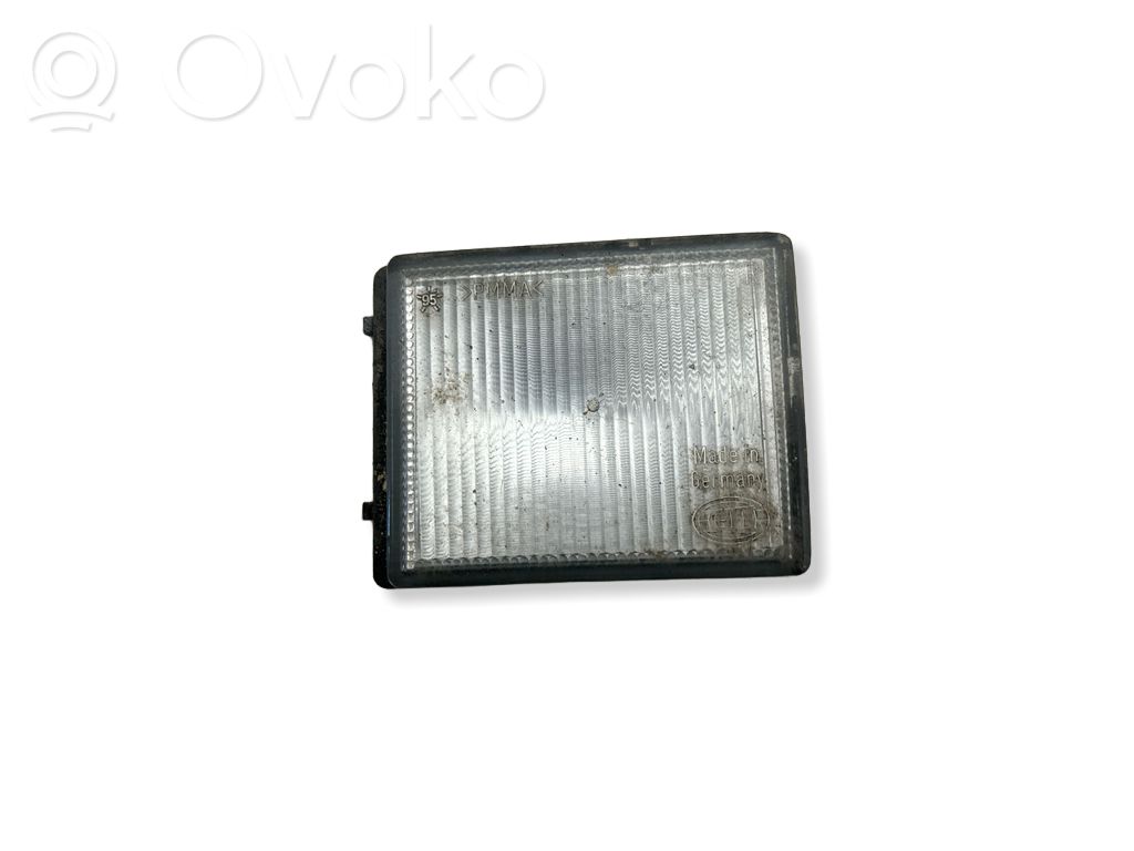 Volkswagen Golf III Odblask przedni 