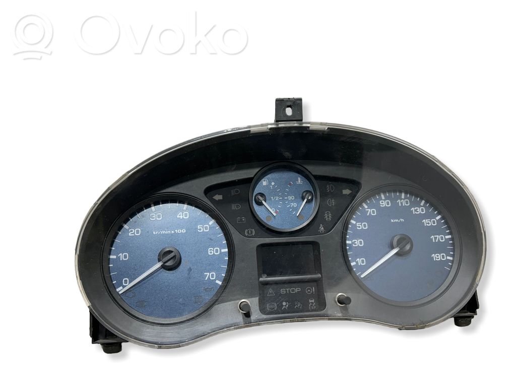 Peugeot Partner Geschwindigkeitsmesser Cockpit 