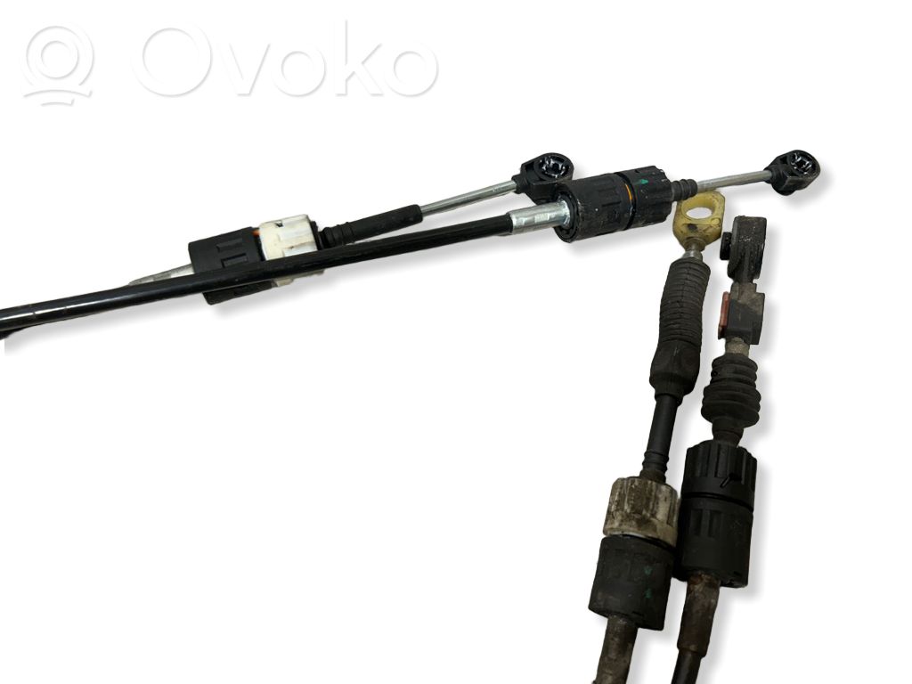 Ford Focus Gear shift cable linkage 
