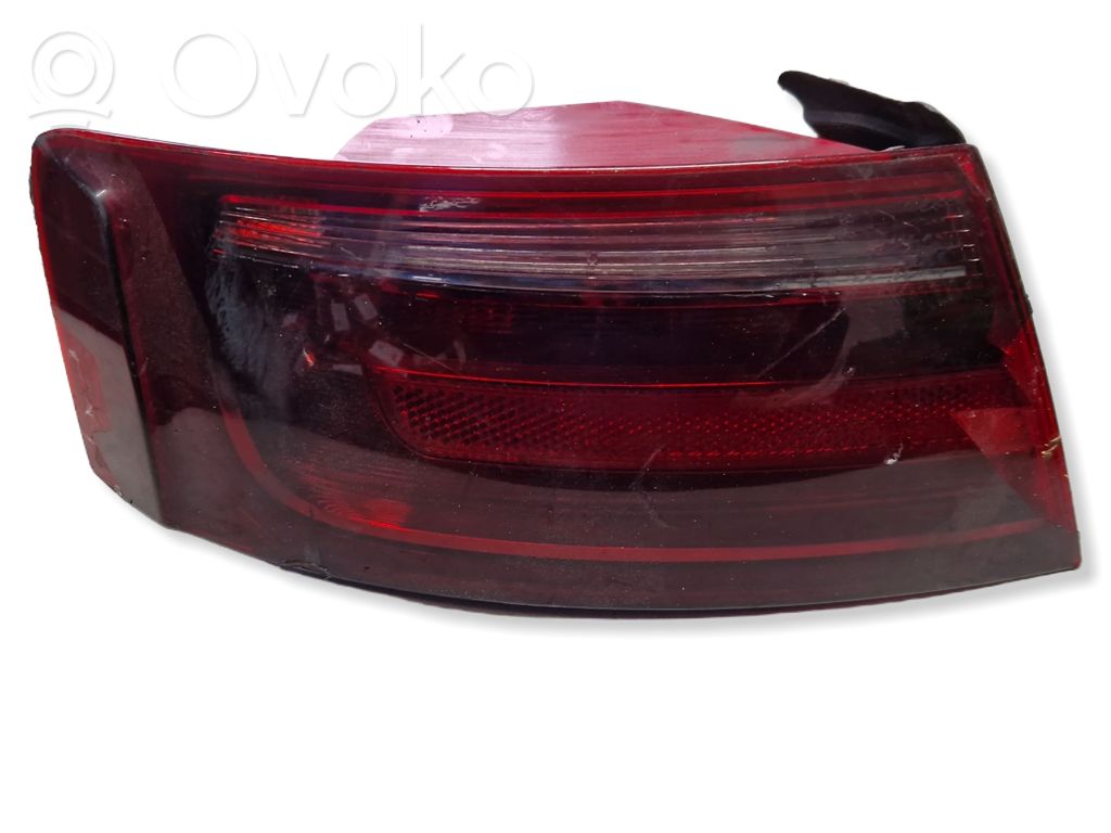 Takavalot   8T0945095