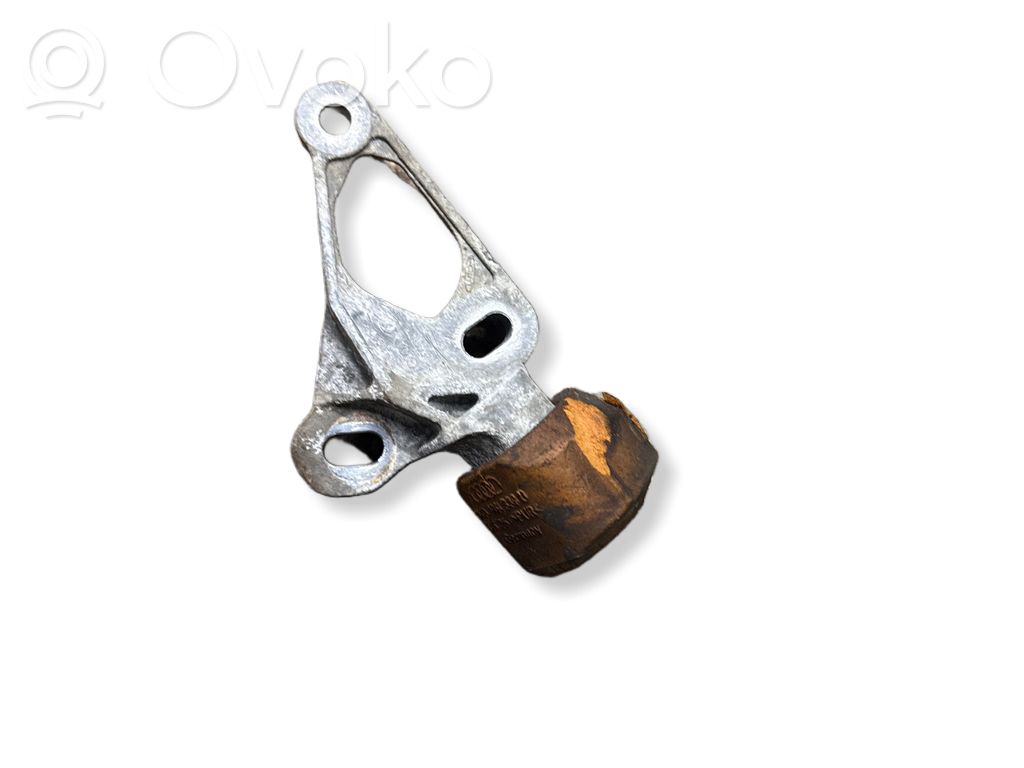 Engine mount bracket   8K0199343C,8K0195339D