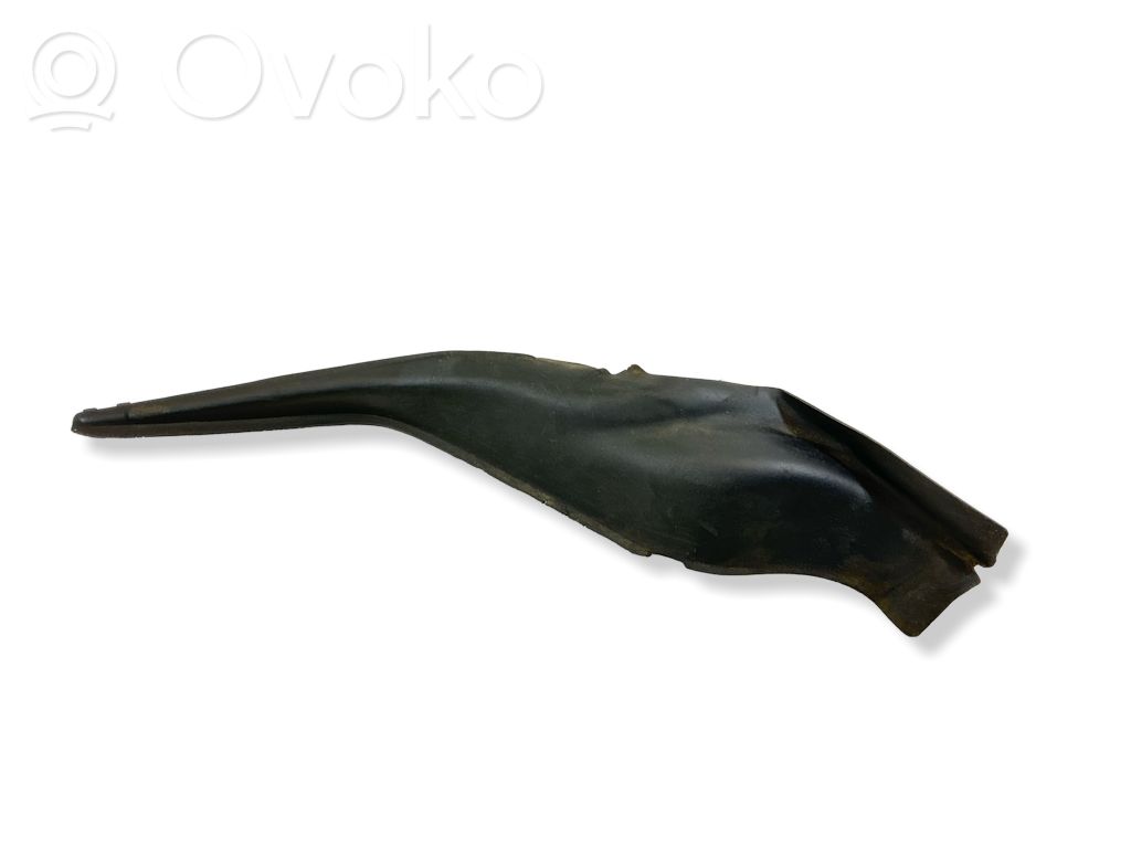 Chrysler Pacifica Windshield trim 