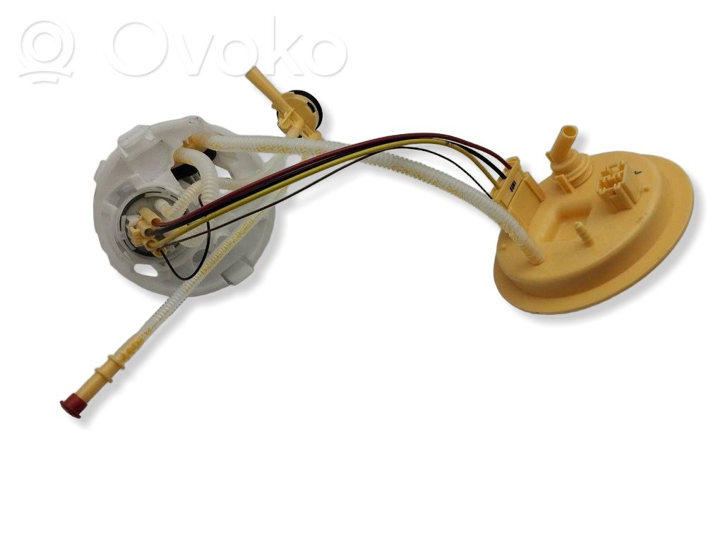 Pompe à carburant   4N0919087C