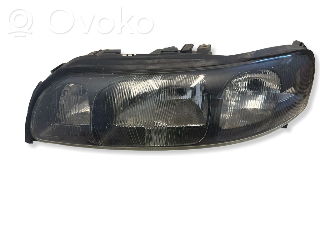 Volvo V70 Phare frontale 
