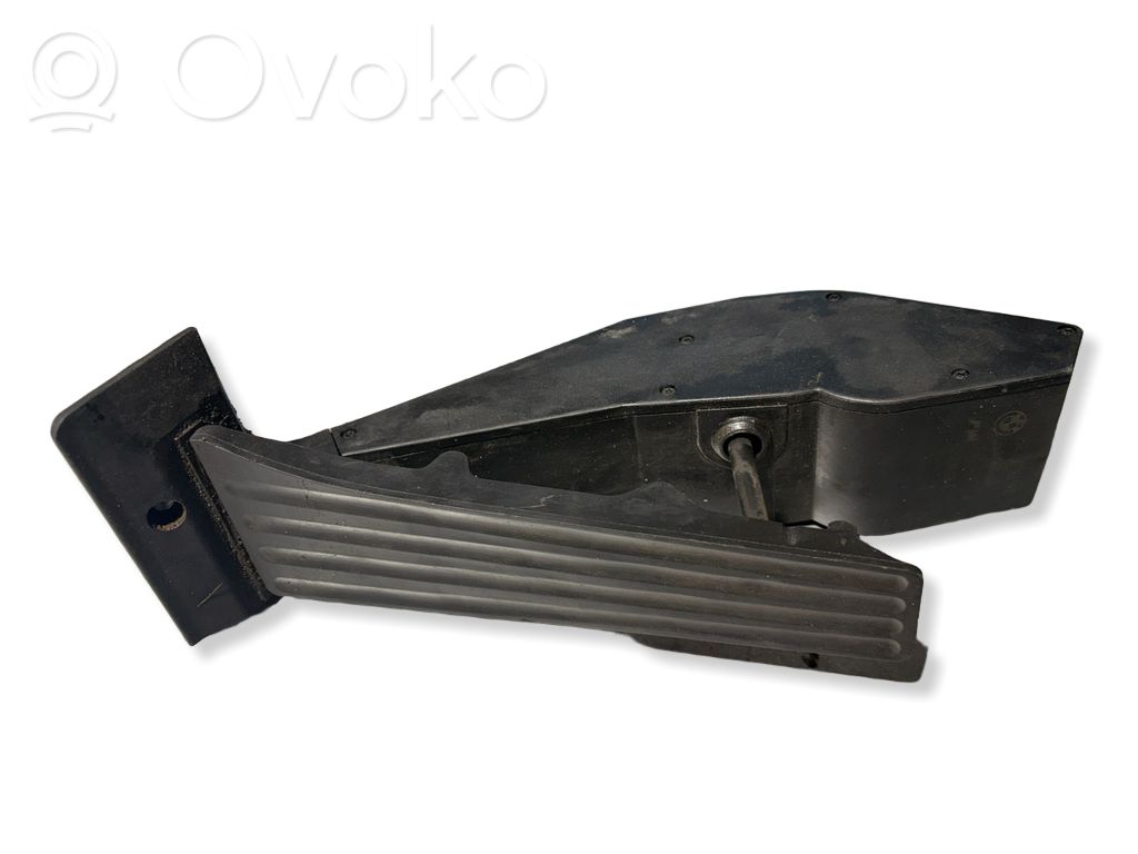Pedale dell’acceleratore   25916010,6786285
