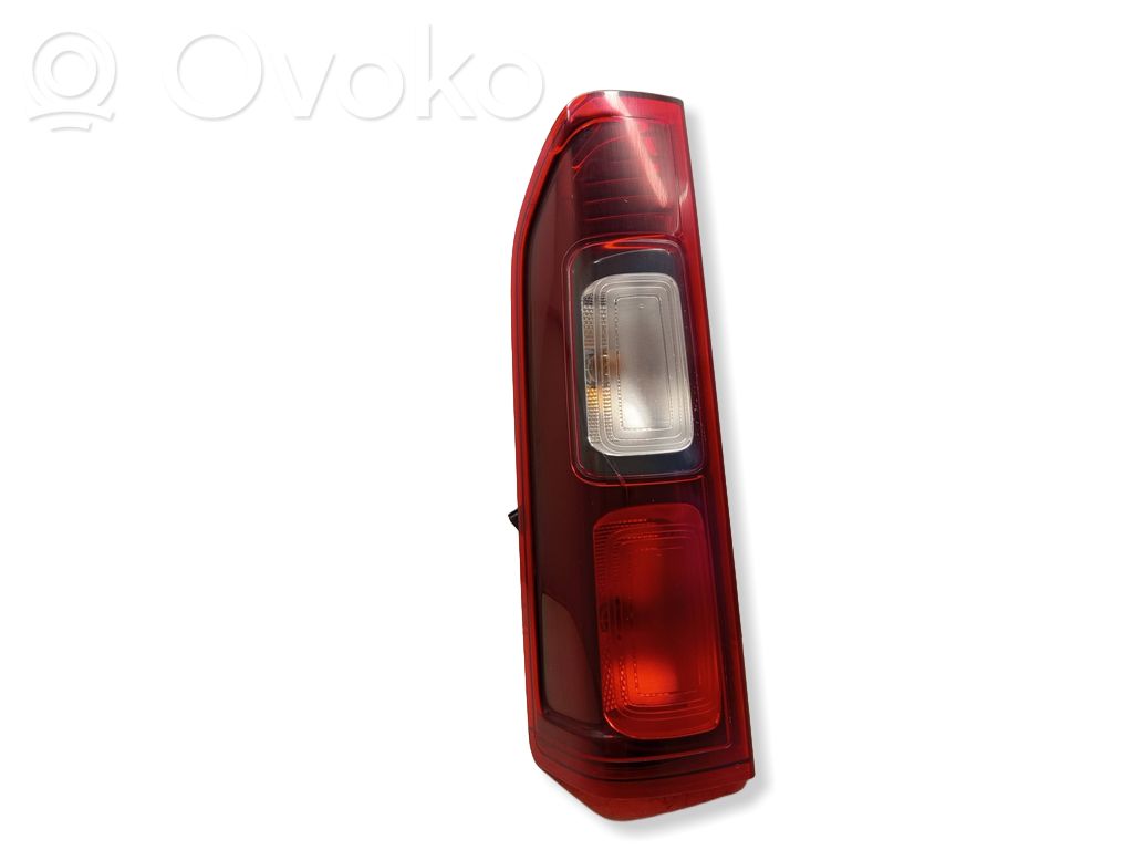 Opel Vivaro Rear/tail lights 