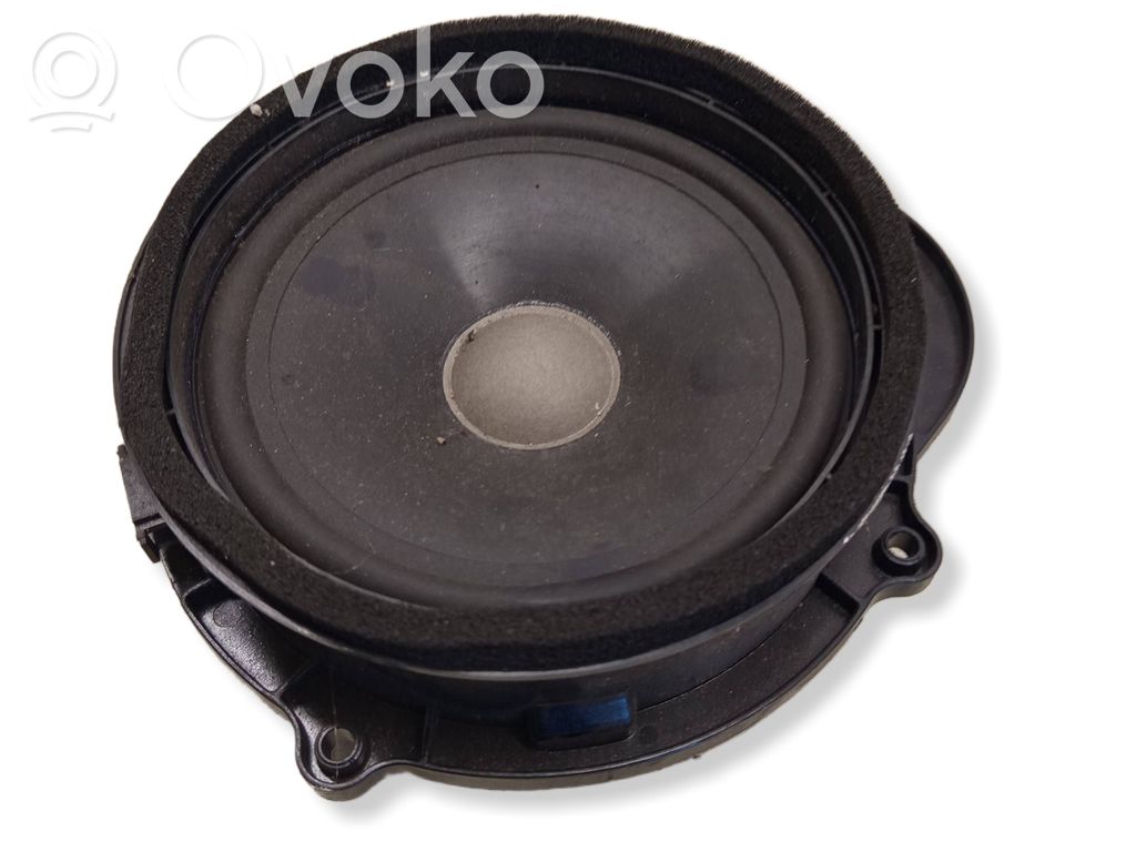 Land Rover Discovery 3 - LR3 Front door speaker 