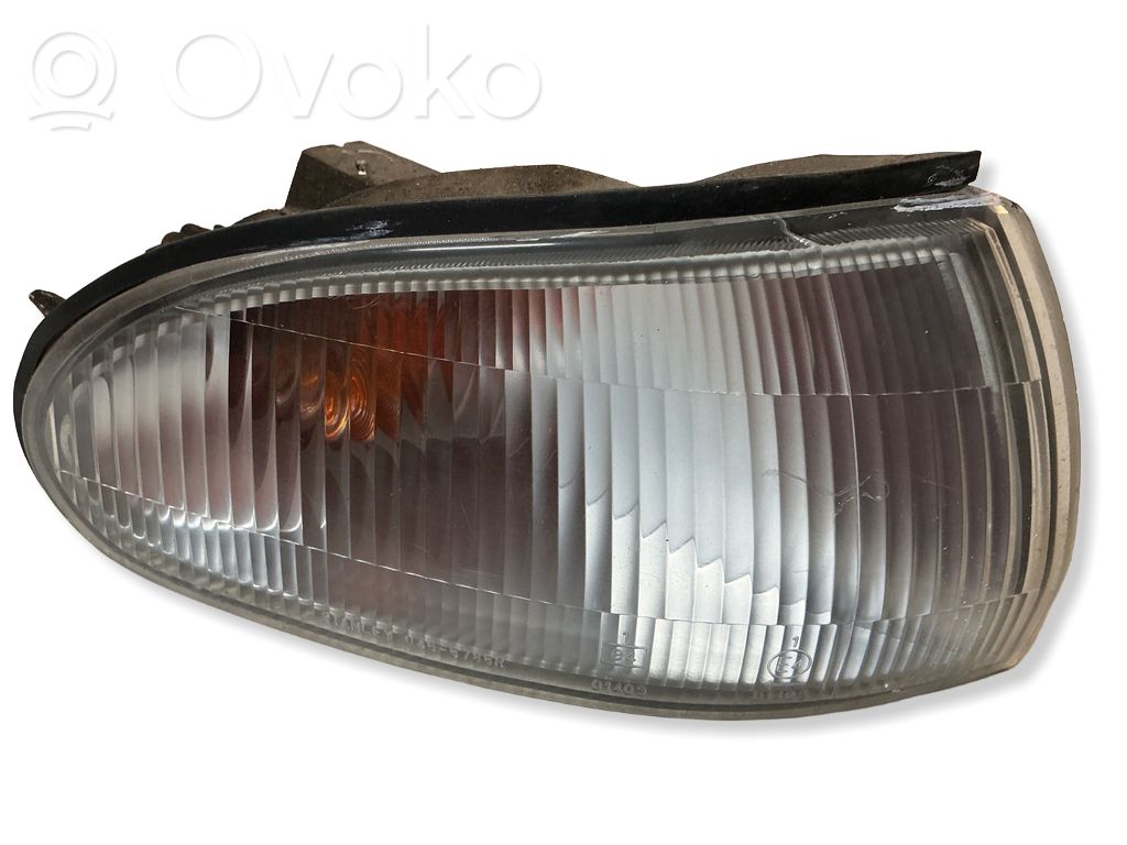 Mitsubishi Lancer Front indicator light 