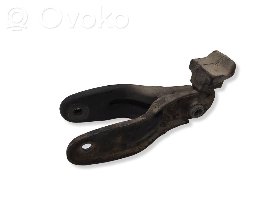 Citroen C5 Engine mount bracket 