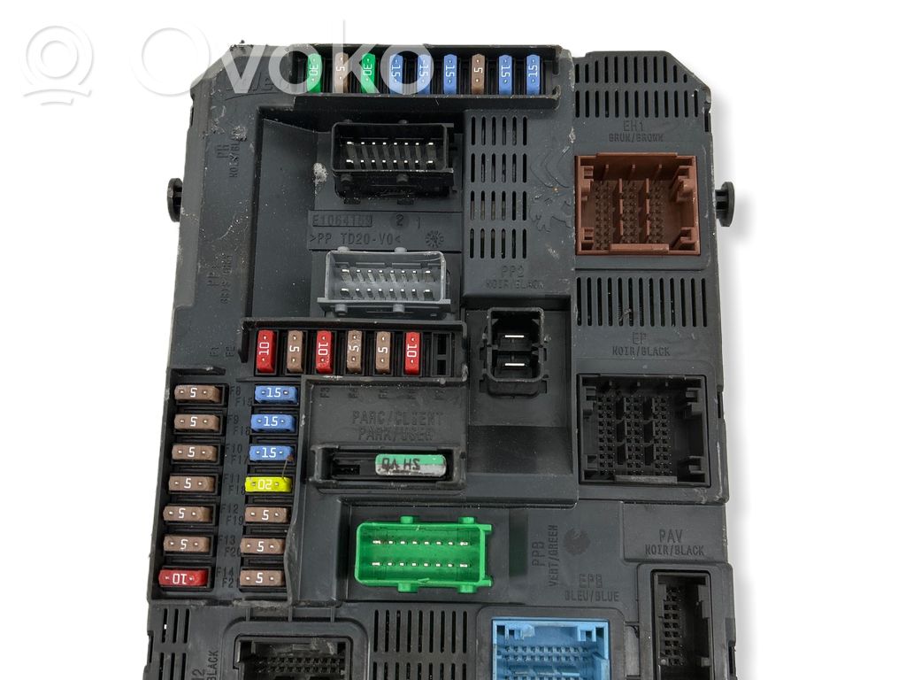 Ford Mondeo MK V Antenos valdymo blokas 
