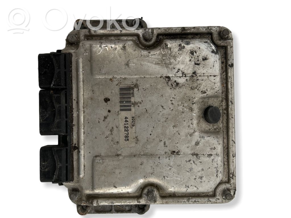Peugeot 208 I Engine control unit/module 