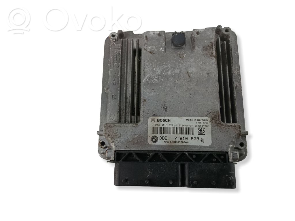 Volkswagen PASSAT B7 Engine control unit/module 