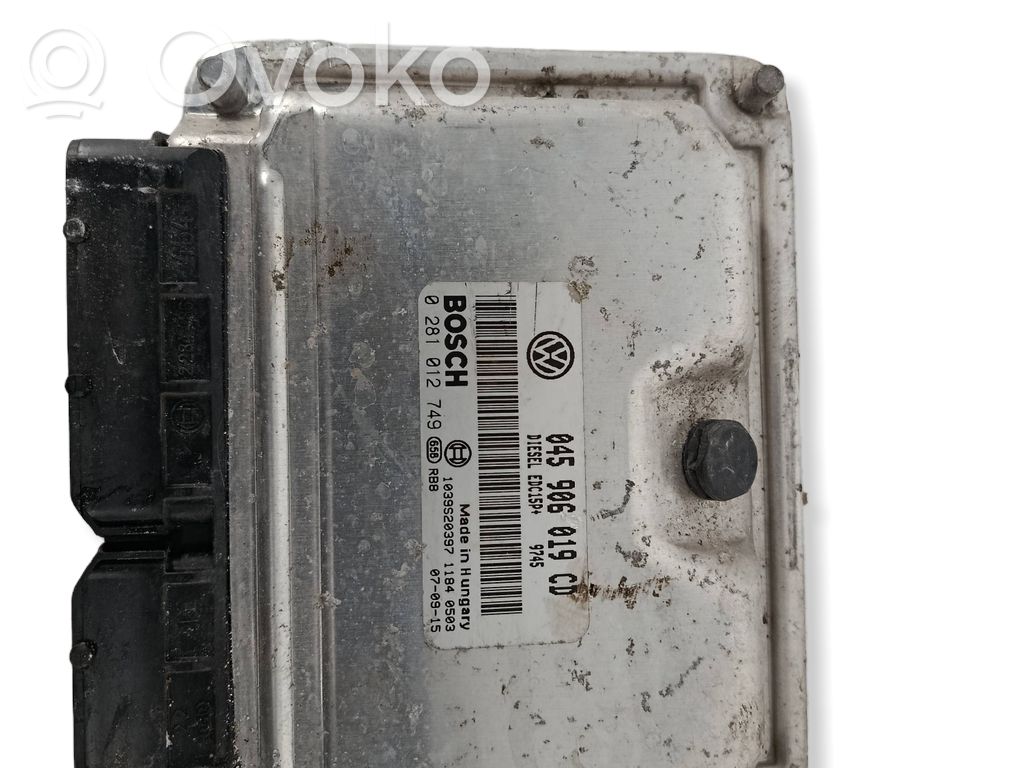 Engine control unit/module   045906019CD,1039S20397,0281012749