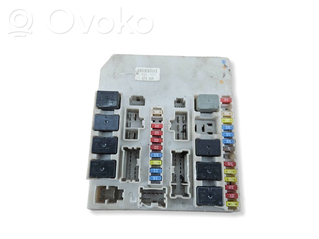 Nissan Juke I F15 Modul siguranțe 