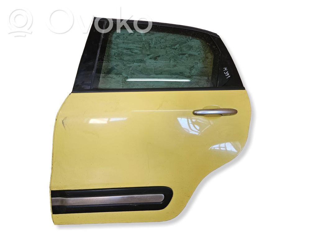Rear door