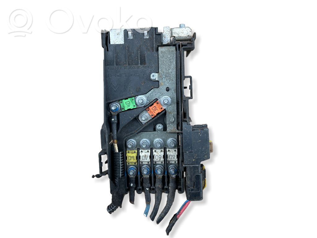 Peugeot 3008 I Central locking switch button 