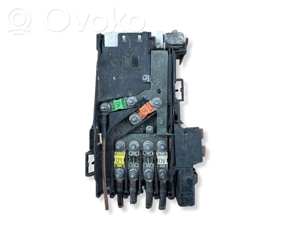 Central locking switch button   28236841,28257533,02282621,751AR1AB70