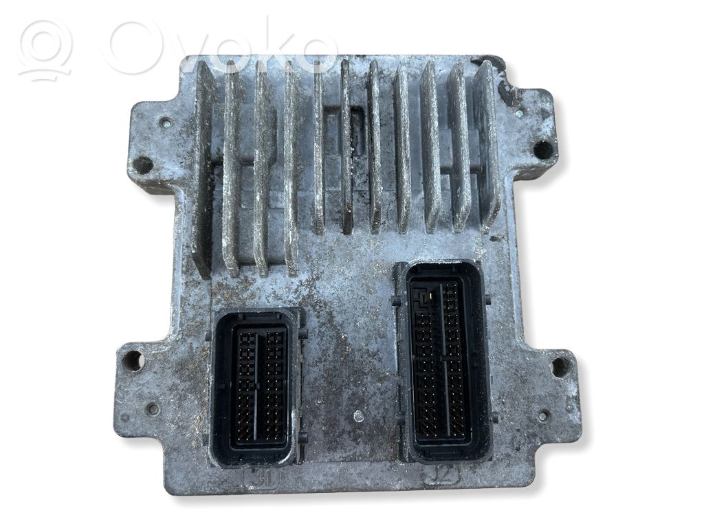 Renault Master III Engine control unit/module 