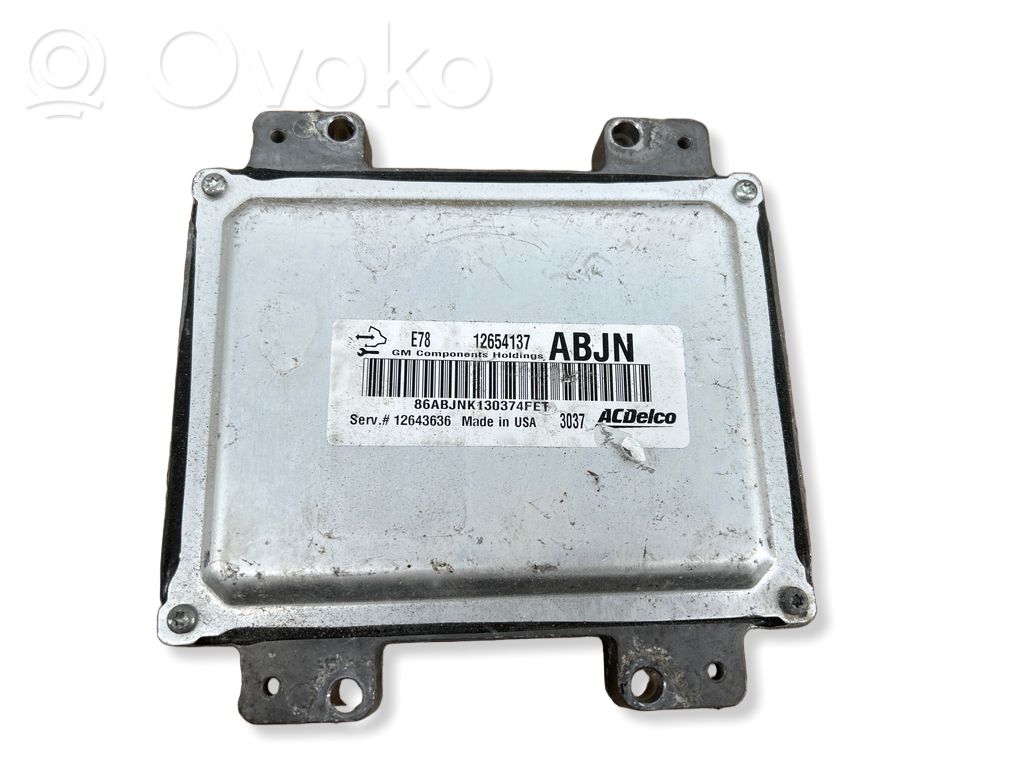 Opel Zafira C Engine control unit/module 