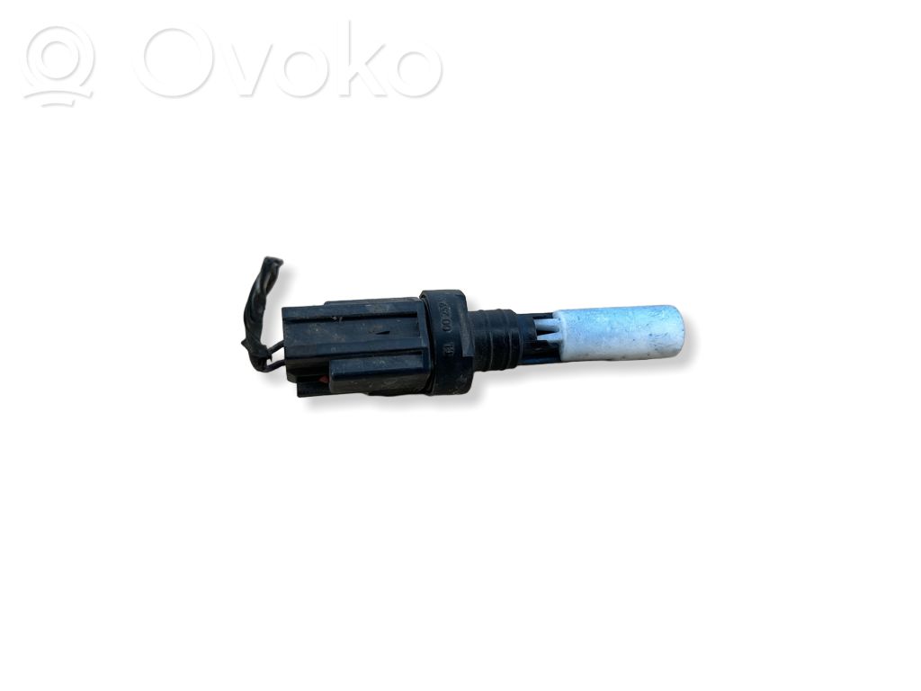 Windshield washer fluid level sensor   TI0023935
