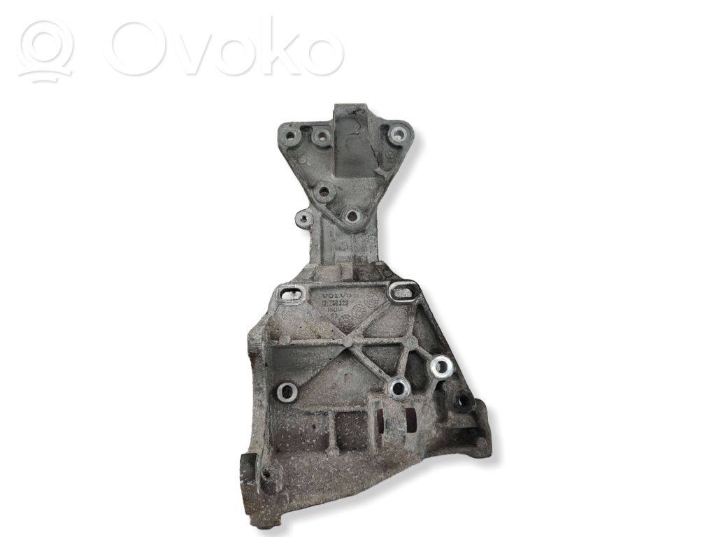 Generator/alternator bracket   31258329