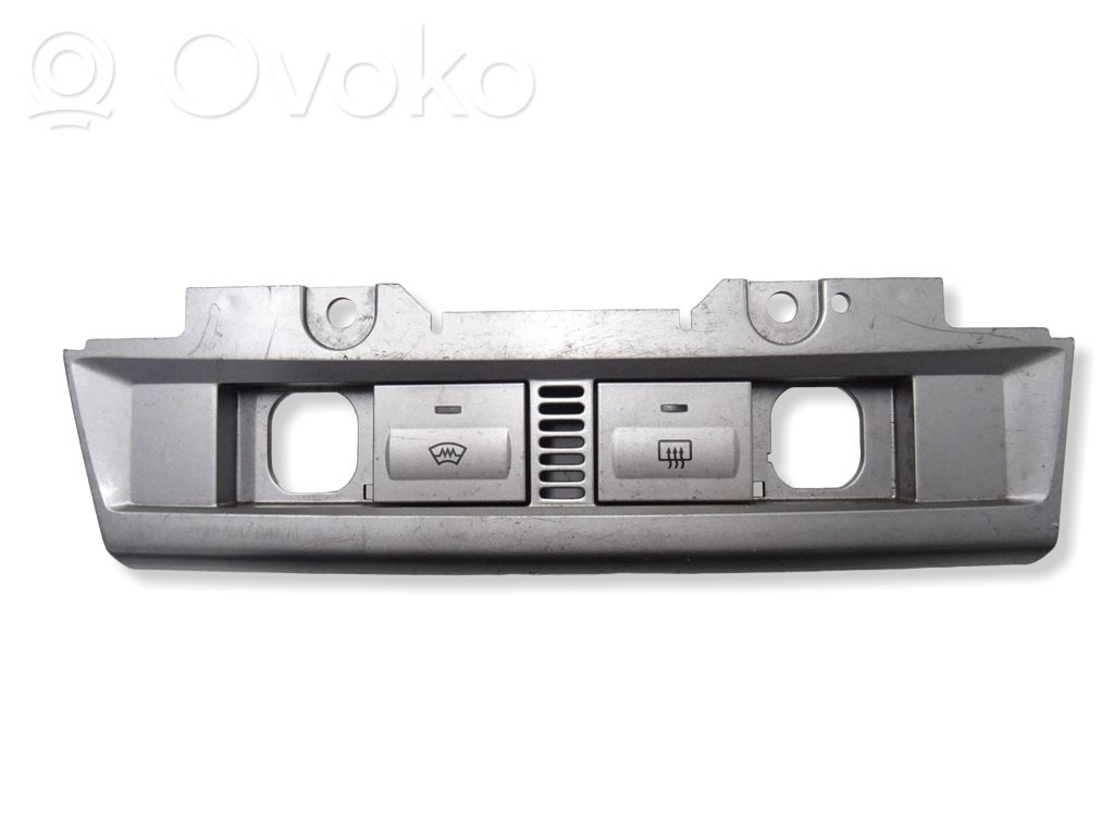 Ford Focus Windscreen/window heater switch 